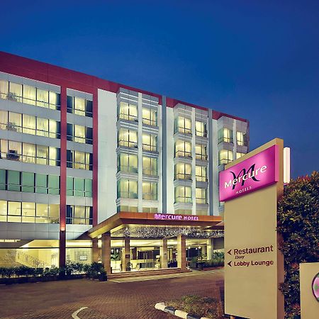 Mercure Pontianak City Center מראה חיצוני תמונה