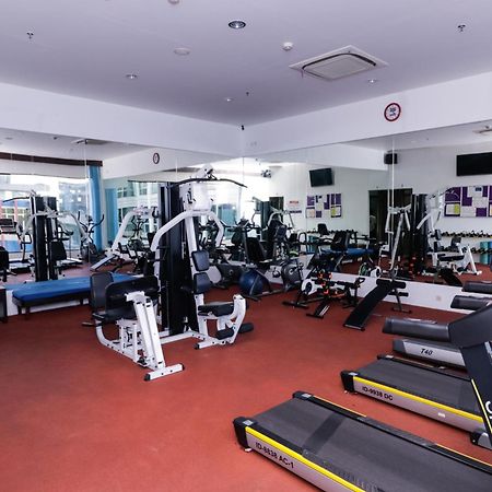 Mercure Pontianak City Center מראה חיצוני תמונה
